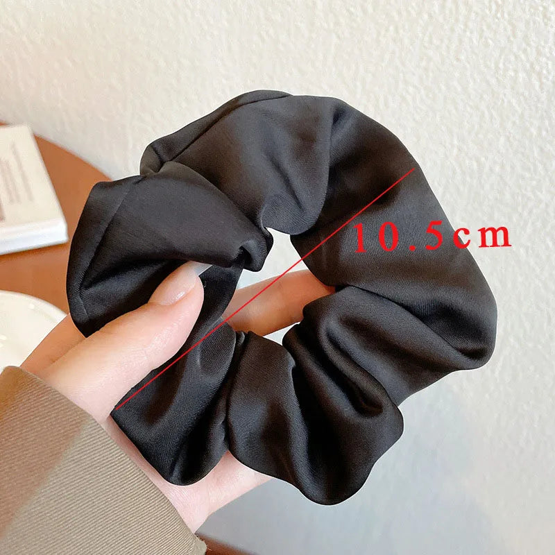 🌟 Chouchou en Satin Français – L'Accessoire Ultime pour une Élégance Sans Effort ! 💖