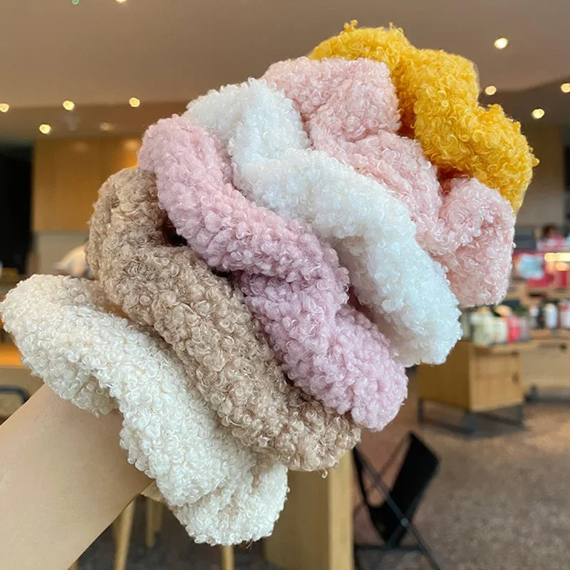 🌟 Accessoires Cheveux en Peluche avec Pompons Automne-Hiver 2024 – Doux et Mignons pour Femmes et Filles ! 🎀❄️
