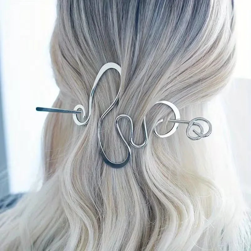Pince à Cheveux Design Irrégulier – Élégance Minimaliste