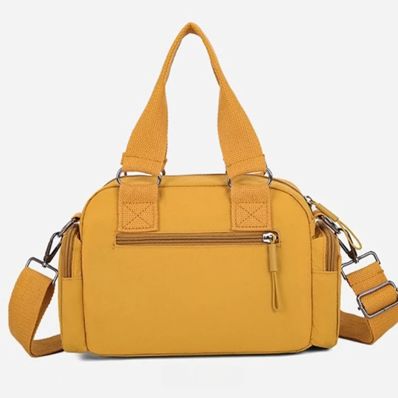 Large Capacity Shoulder Bag – Multi-Pocket & Practical