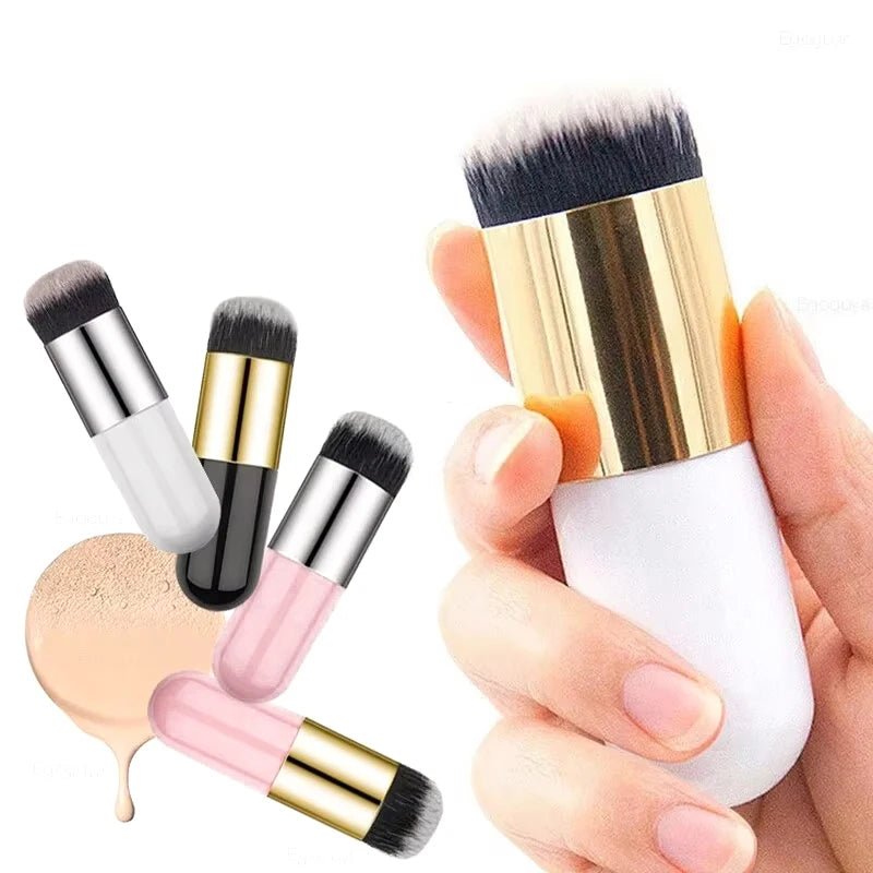 Compact Foundation Brush – Smooth & Natural Finish