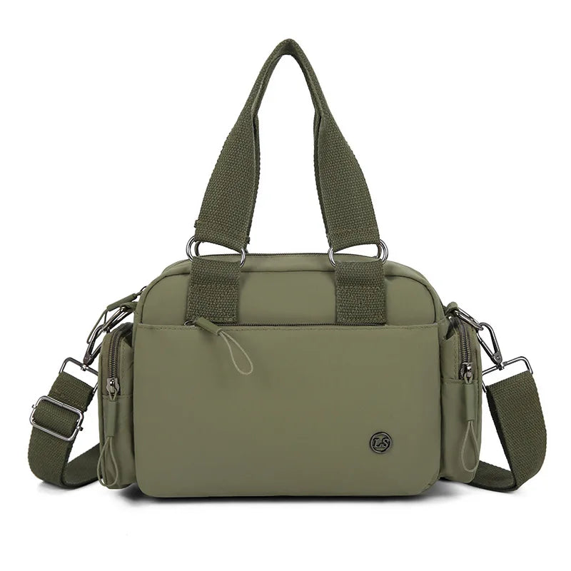 Large Capacity Shoulder Bag – Multi-Pocket & Practical