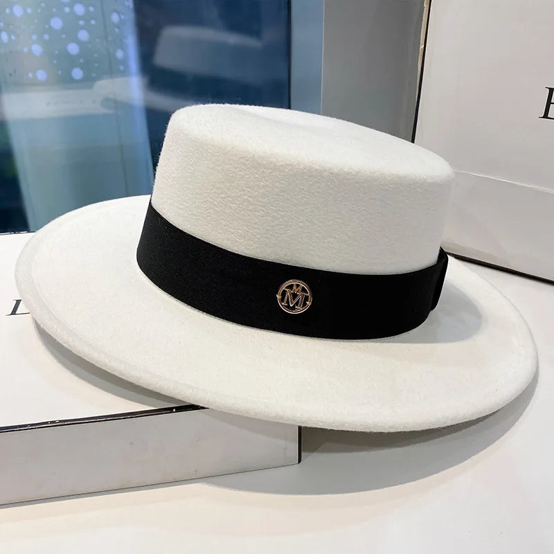 Fedora Hat with Ribbon – Classic &amp; Chic Elegance